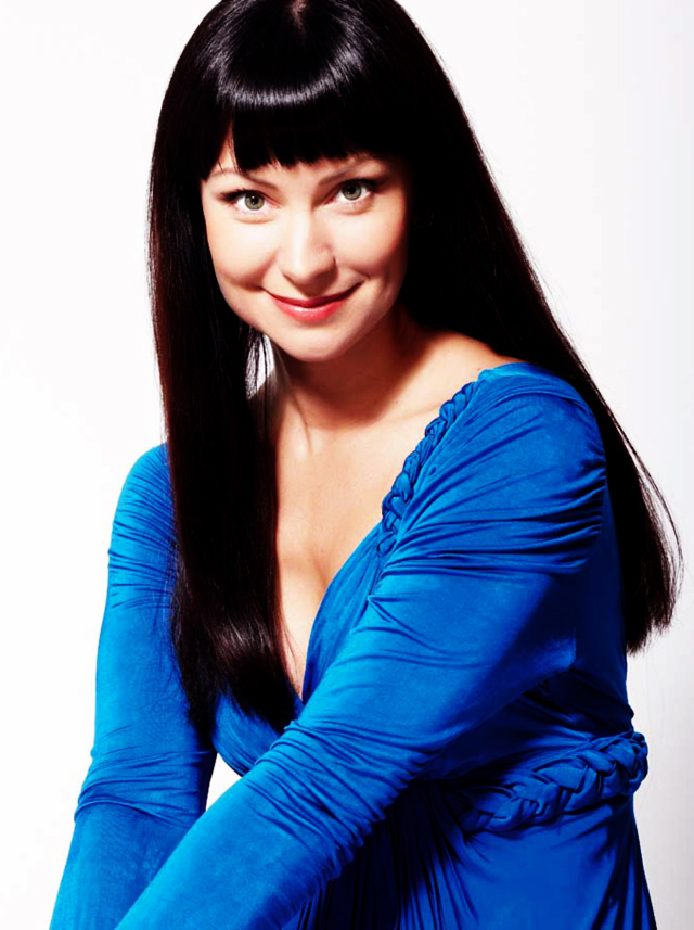 Голая Нонна Гришаева (Актриса)